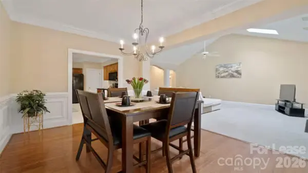 2804 Wingfield PL, Charlotte, NC 28210