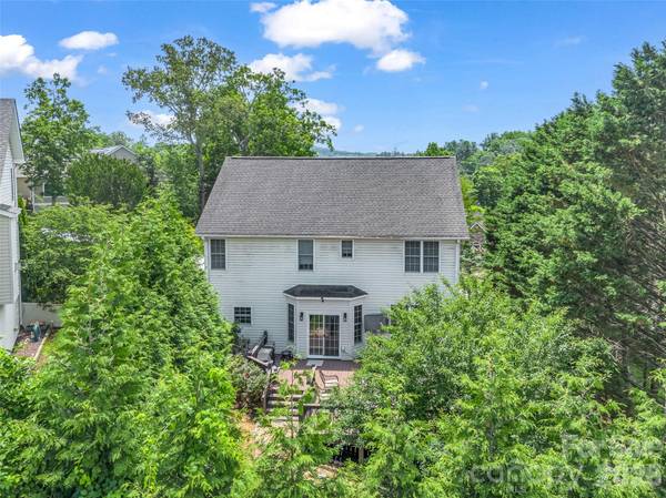 99 Driftstone CIR, Arden, NC 28704