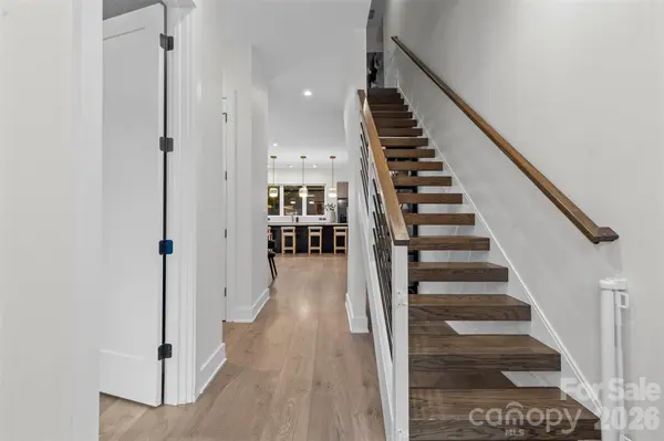 1631 Rama RD, Charlotte, NC 28211