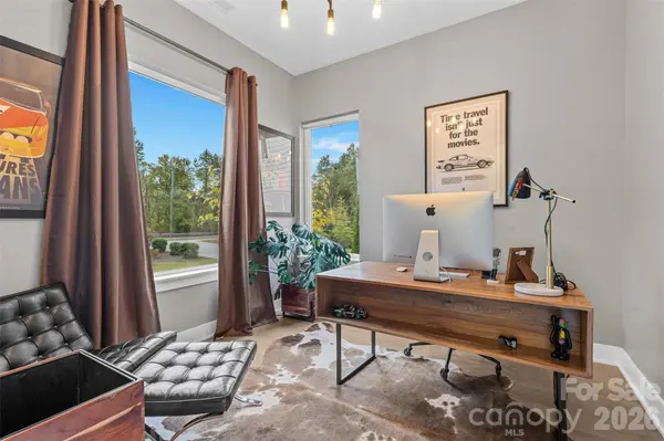 1631 Rama RD, Charlotte, NC 28211