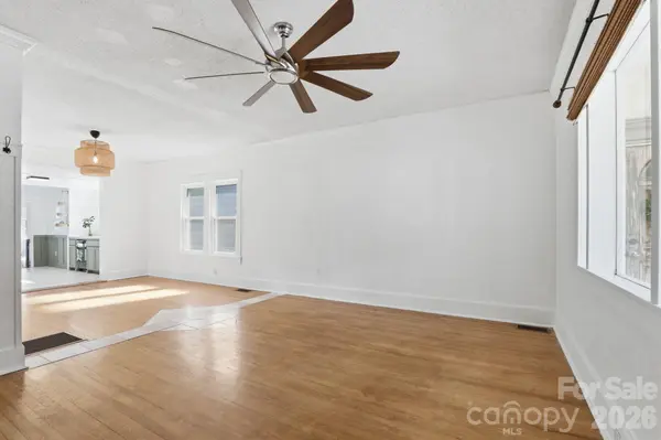 200 Feimster ST, Statesville, NC 28677