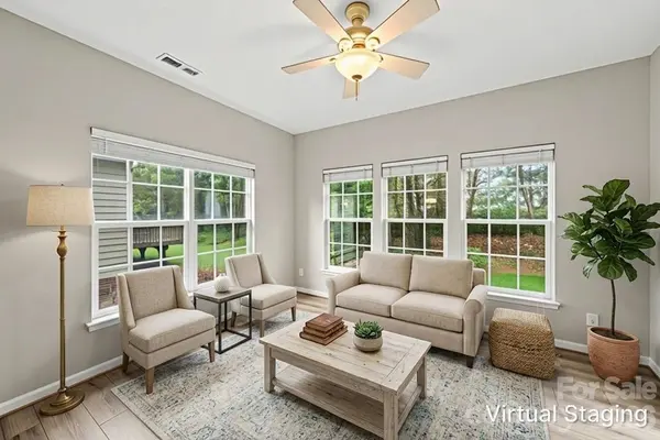 412 Amersham LN, Waxhaw, NC 28173