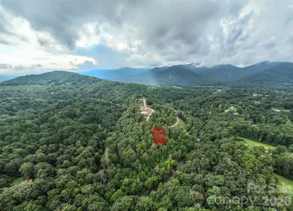 128 Riverbend Forest DR #24, Asheville, NC 28805