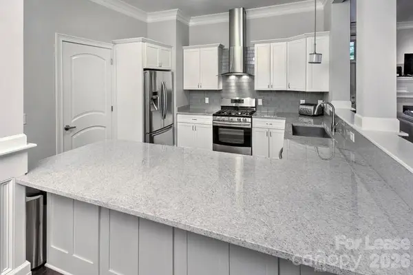2100 Queens RD W #Southern Living, Charlotte, NC 28207
