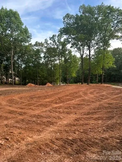5108 Kings Pinnacle DR, Kings Mountain, NC 28086