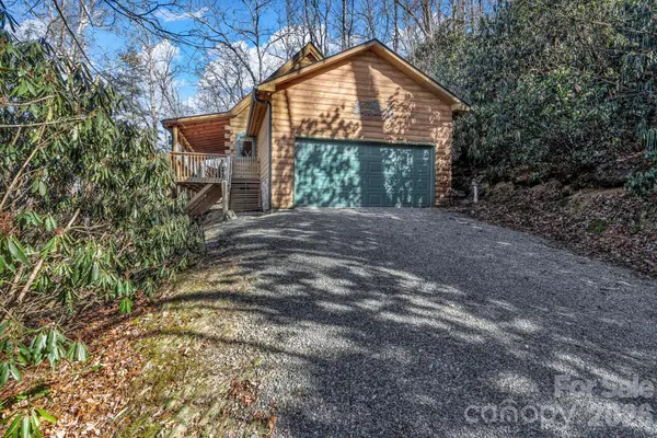 45 Ginger LN, Waynesville, NC 28785