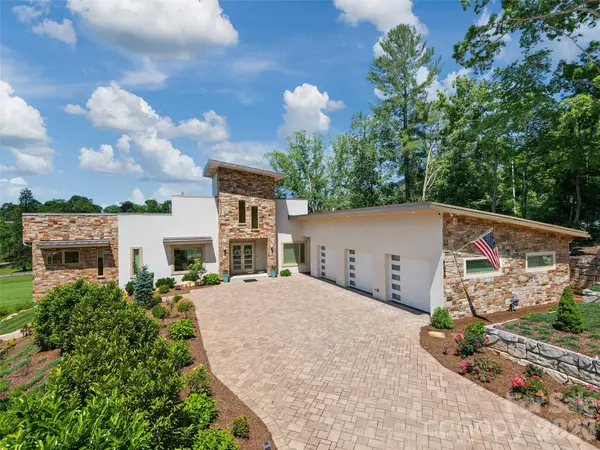 123 Wembley RD, Asheville, NC 28804
