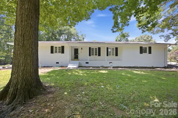 803 E 24th ST, Newton, NC 28658