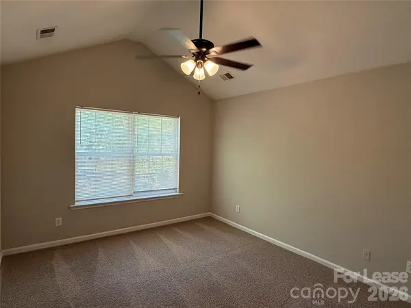 2152 Whispering WAY, Charlotte, NC 28212