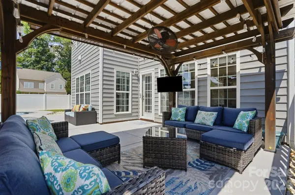 125 Louden DR, Mooresville, NC 28115