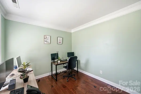 8505 Delamere LN, Charlotte, NC 28269