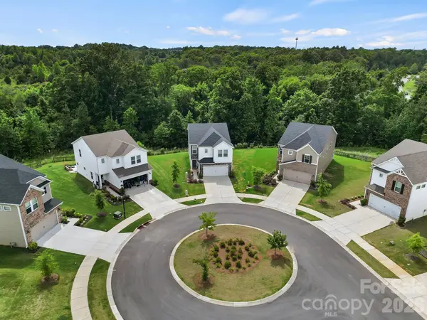 660 Citriadora ST, Fort Mill, SC 29715
