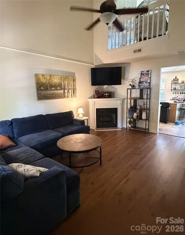 2850 Mayer House CT, Charlotte, NC 28214