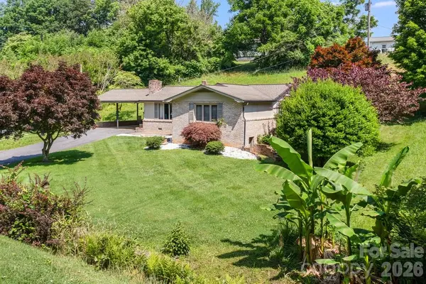 293 Dillardtown RD, Sylva, NC 28779