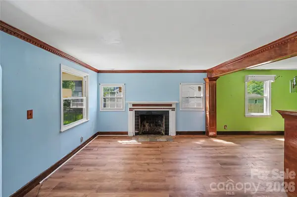 1212 Meadow Lane LN, Charlotte, NC 28205