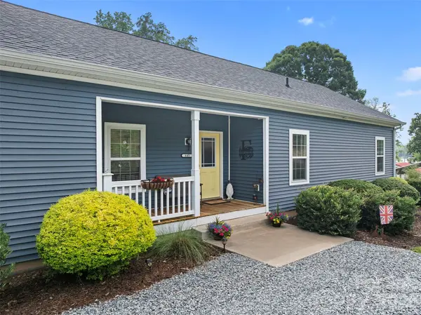 645 Riverside DR, Lexington, NC 27292