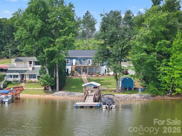 645 Riverside DR, Lexington, NC 27292