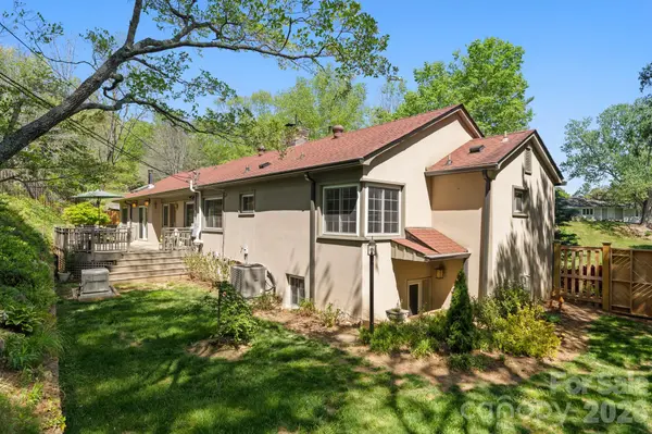 43 Martindale RD, Asheville, NC 28804