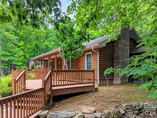 743 Kyles Creek RD, Hendersonville, NC 28792