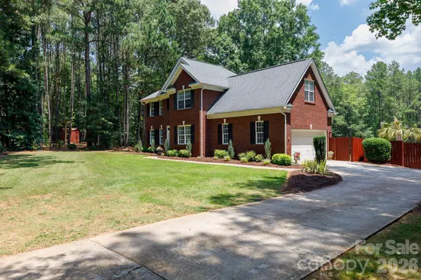 3009 Mamoth Oak DR, Lancaster, SC 29720