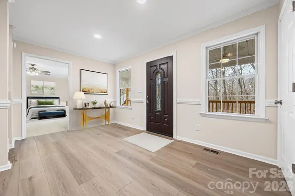 3429 Thoroughbred LN, York, SC 29745