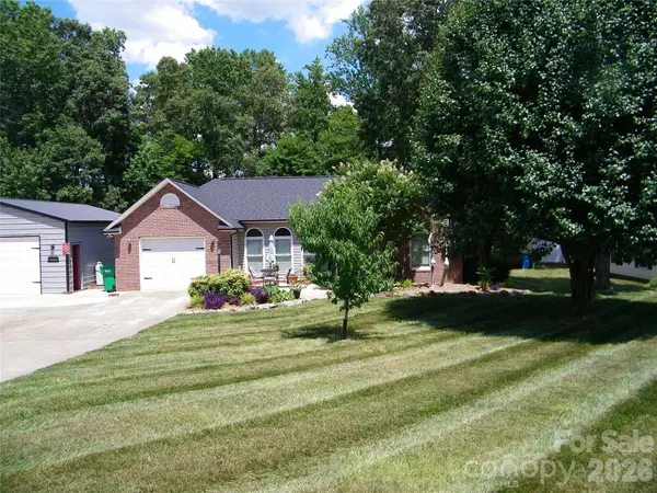 609 Redah AVE, Locust, NC 28097