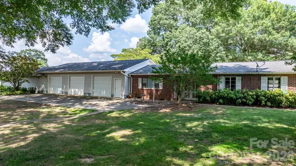 4002 Hickory BLVD, Granite Falls, NC 28630