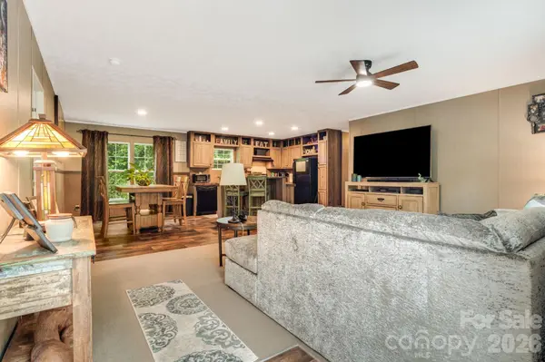 77 Star Flower RD, Alexander, NC 28701