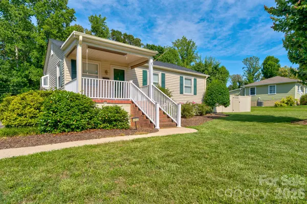 402 N Houser ST, Cherryville, NC 28021