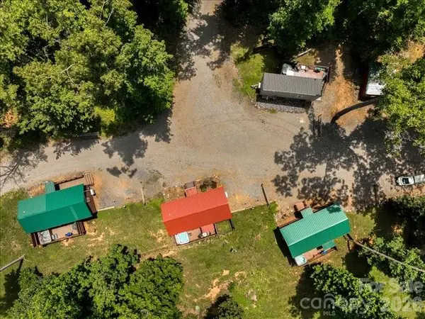119 & 127 Deer Hill LN, Weaverville, NC 28787