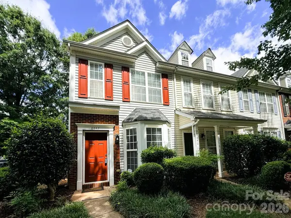 8842 Gerren CT, Charlotte, NC 28217