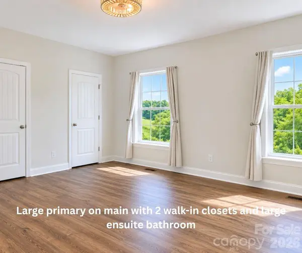 37 Justice DR, Leicester, NC 28748