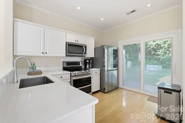 16936 Commons Creek DR, Charlotte, NC 28277