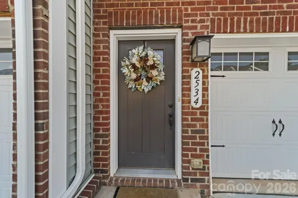 2534 Grantham Place DR, Fort Mill, SC 29715