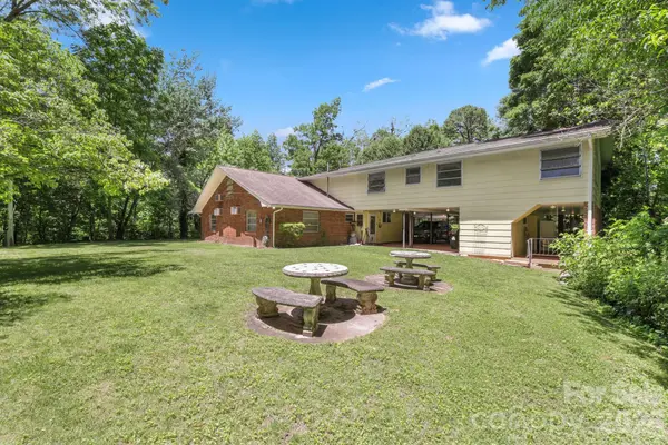 3324 Hwy 28 RD S, Bryson City, NC 28713