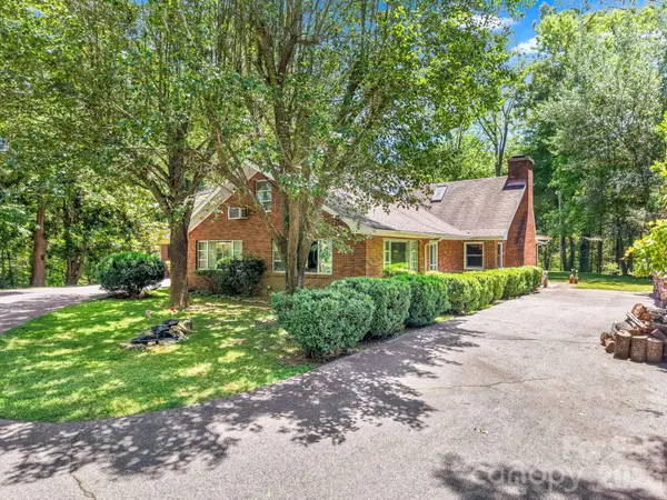 3324 Hwy 28 RD S, Bryson City, NC 28713