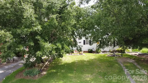 909 Drummond AVE, Charlotte, NC 28205