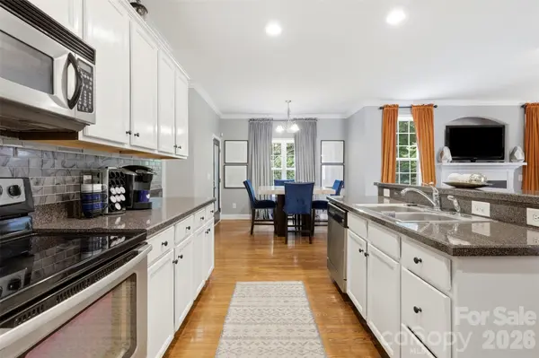 4550 Chestwood CT, Rock Hill, SC 29732