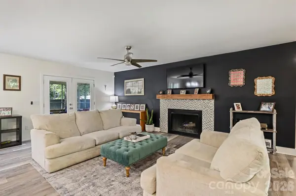 1621 Brook DR, Fort Mill, SC 29708