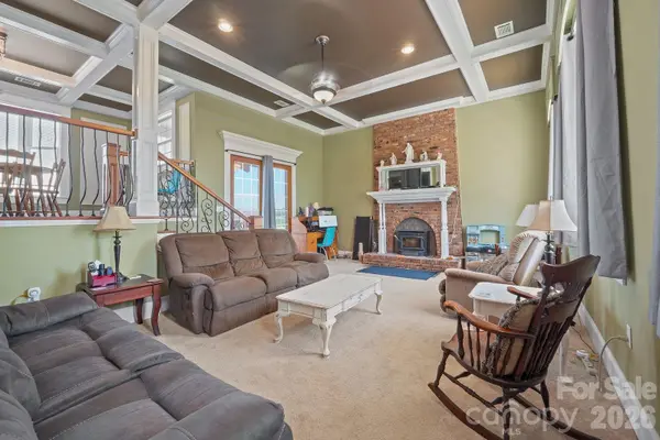 809 New Sterling RD, Stony Point, NC 28678