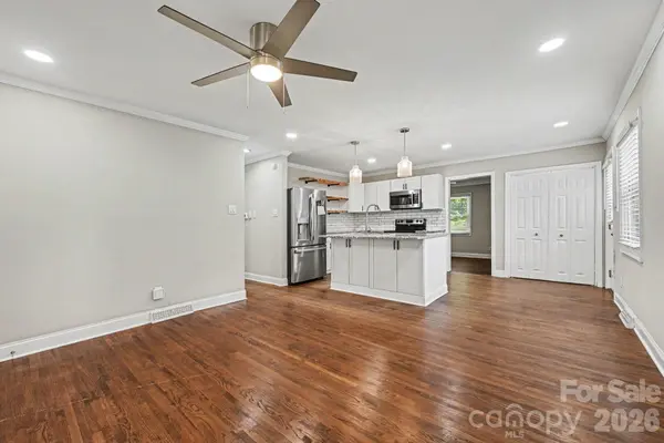1126 Claremont RD, Charlotte, NC 28214