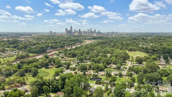1613 Newcastle ST, Charlotte, NC 28216