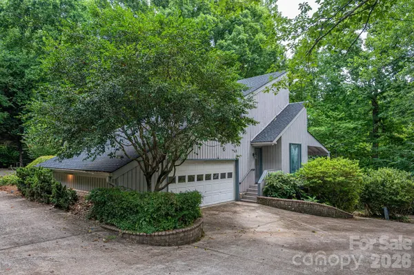 40 Catawba Ridge RD, Clover, SC 29710