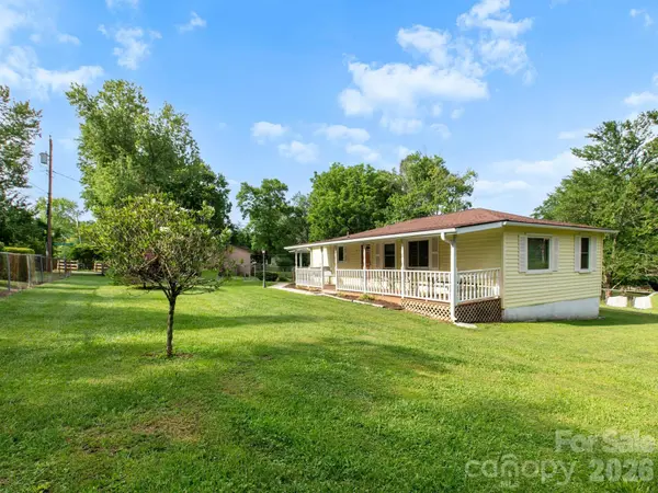 407 Hall ST, Hendersonville, NC 28739