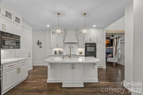 156 Crooked Branch WAY, Troutman, NC 28166