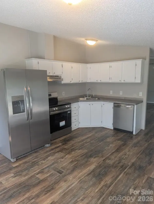 66 Royal HL E, Winnsboro, SC 29180