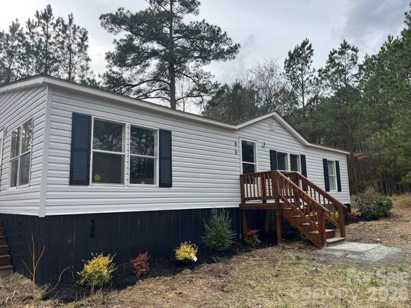66 Royal HL E, Winnsboro, SC 29180