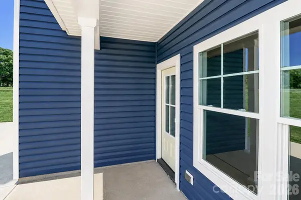 103 SIXTH AVE SE, Hildebran, NC 28602