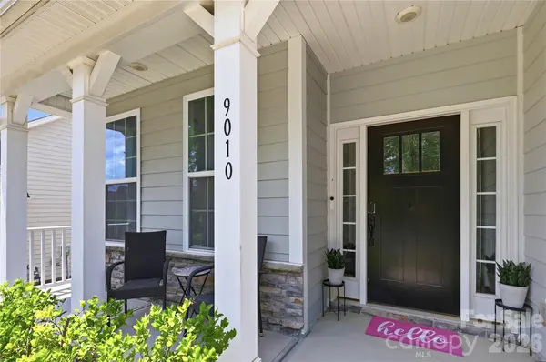 9010 Surry Spring LN, Huntersville, NC 28078
