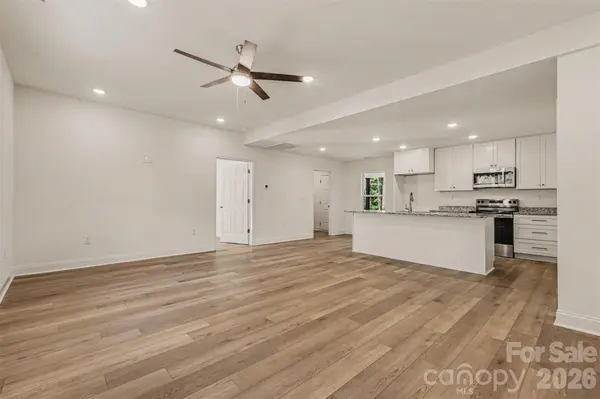 160 Parris RD, Blacksburg, SC 29702